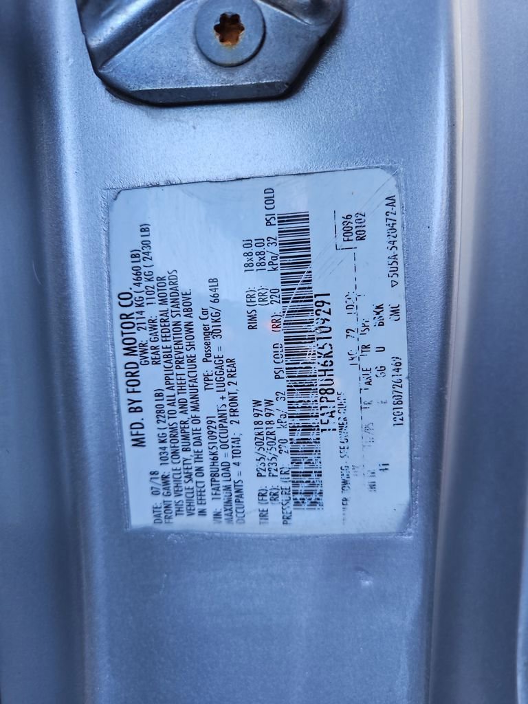 Used 2019 Ford Mustang Premium RWD image 31