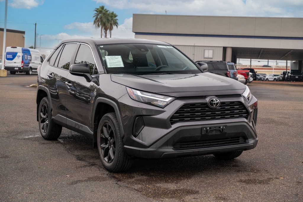 Used 2023 Toyota RAV4 LE image 1