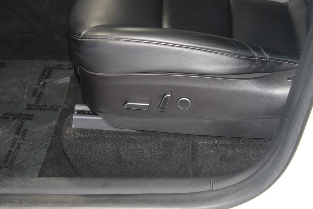 Used 2021 Tesla Model Y Long Range image 19