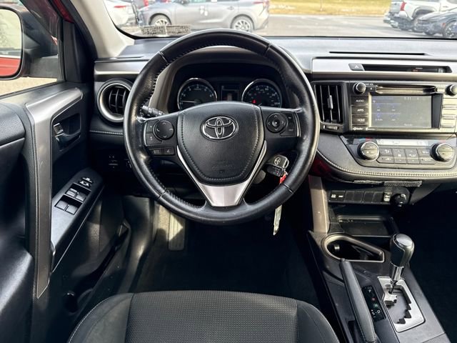 Used 2016 Toyota RAV4 XLE image 19