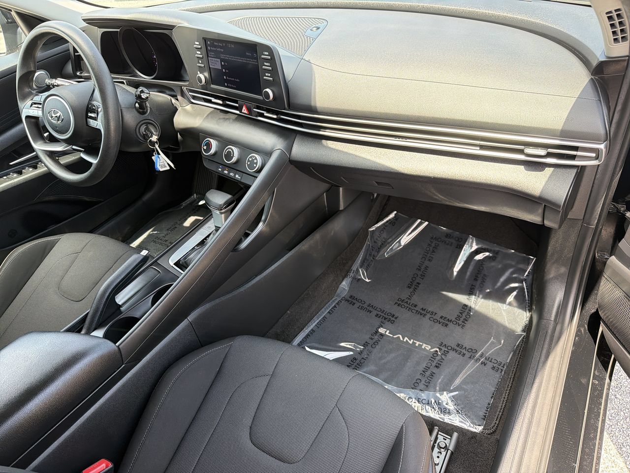 Used 2023 Hyundai Elantra SE FWD image 10