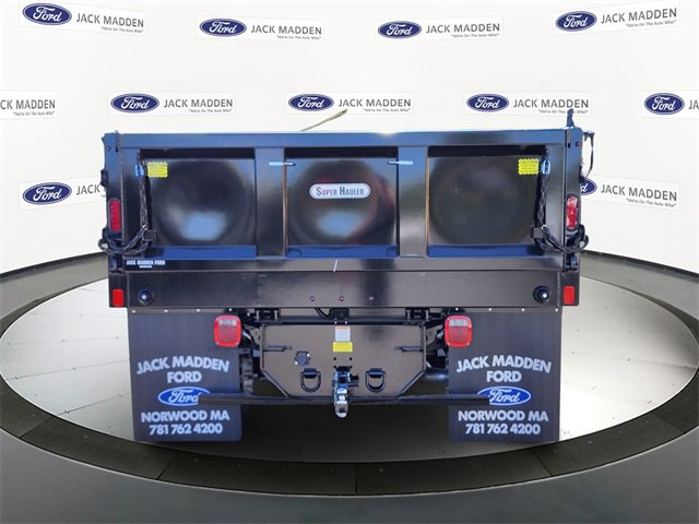 New 2025 Ford F550 4x4 Regular Cab Super Duty image 5