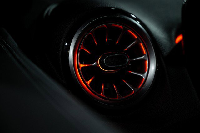 New 2026 Mercedes-Benz GLB 35 AMG 4MATIC image 19