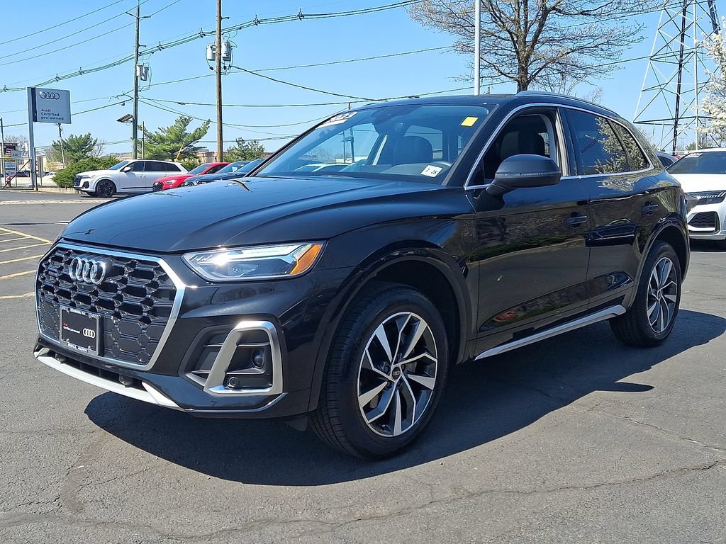 Certified 2023 Audi Q5 2.0T Premium Plus w/ Premium Plus Package AWD/4WD image 3