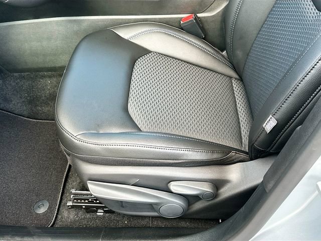 New 2026 Jeep Compass Latitude image 13