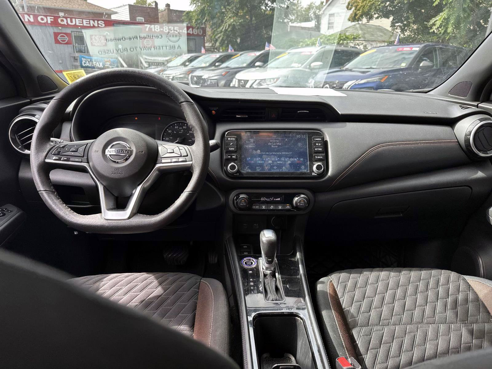 Certified 2021 Nissan Kicks SR FWD image 12