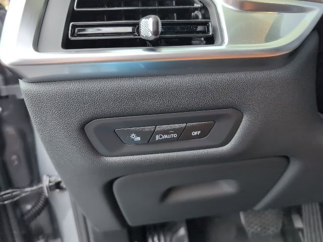 New 2026 BMW X5 xDrive40i AWD/4WD image 18
