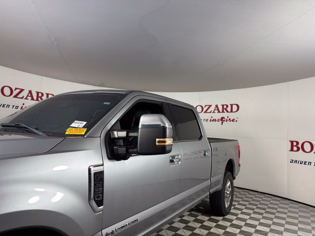 Used 2022 Ford F350 Platinum w/ FX4 Off-Road Package AWD/4WD image 7