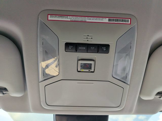 Used 2023 Toyota RAV4 LE AWD/4WD image 27