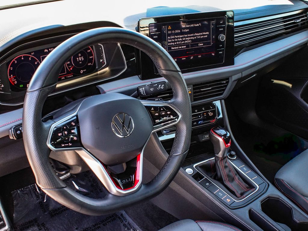 Used 2025 Volkswagen Jetta GLI Autobahn FWD image 15