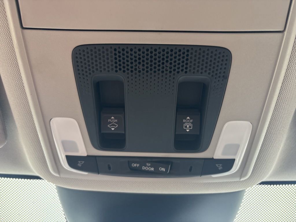 Certified 2025 Honda Pilot Elite image 26