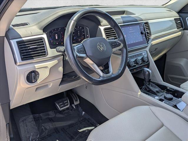 Used 2022 Volkswagen Atlas SEL R-Line AWD/4WD image 10