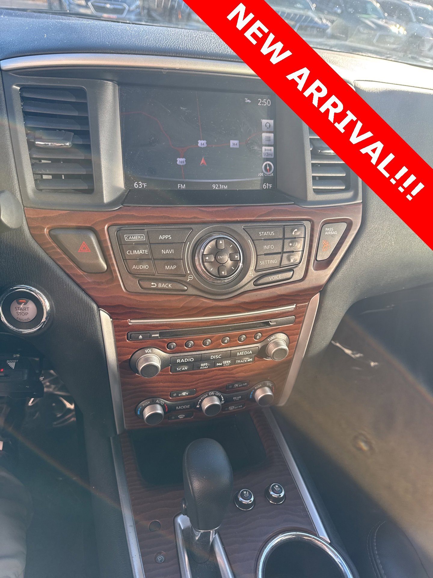 Used 2020 Nissan Pathfinder Platinum image 14