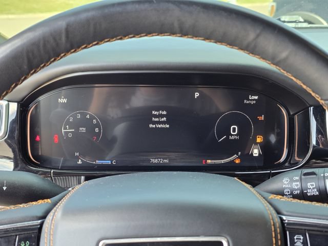 Used 2023 Jeep Grand Wagoneer Series III w/ Rear Seat Video Group 1 AWD/4WD image 12