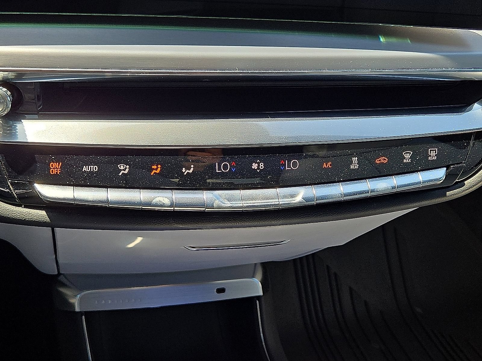 Used 2024 Cadillac Lyriq Sport AWD/4WD image 30