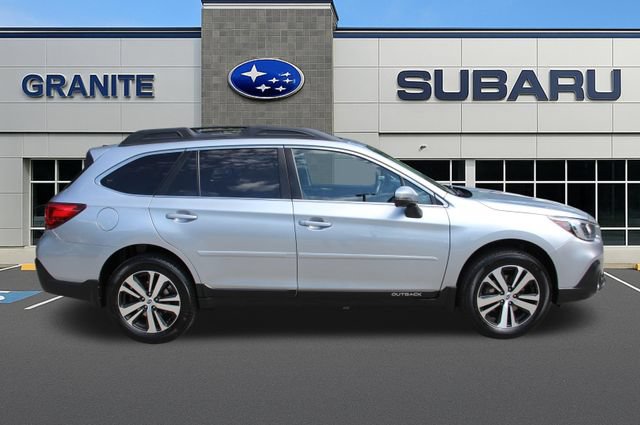 Used 2018 Subaru Outback 2.5i Limited AWD/4WD image 12