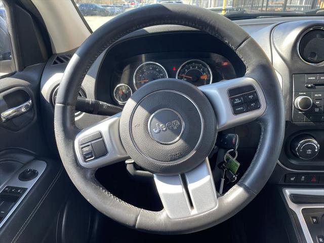 Certified 2016 Jeep Compass Latitude AWD/4WD image 16