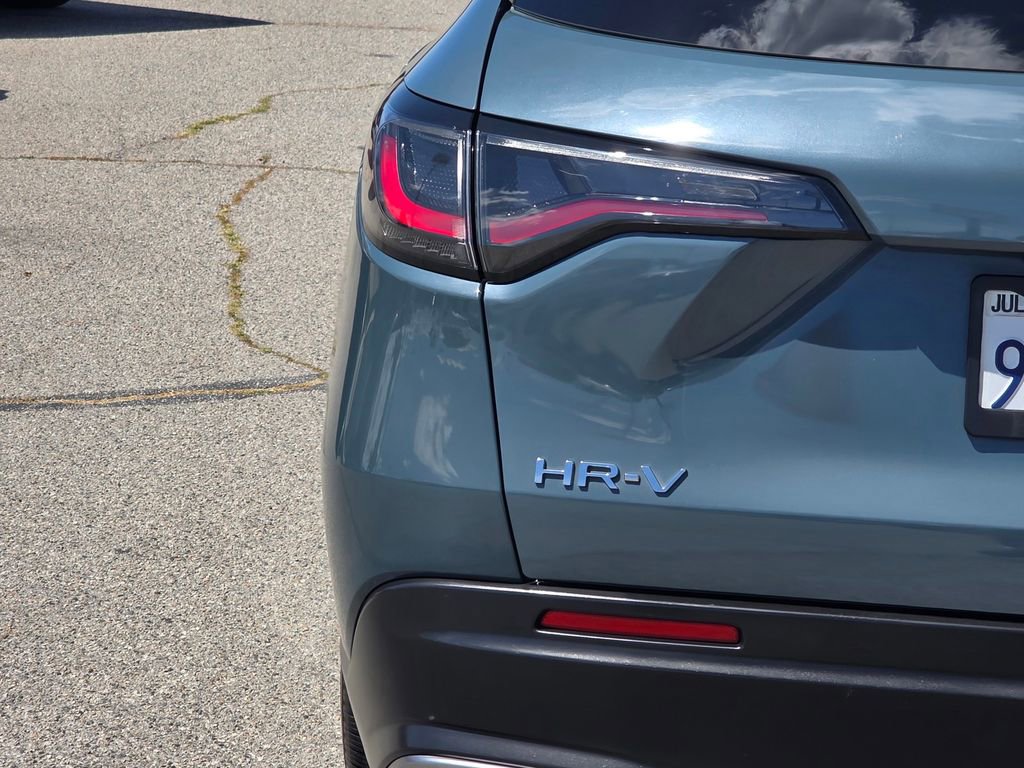 Used 2024 Honda HR-V Sport image 8