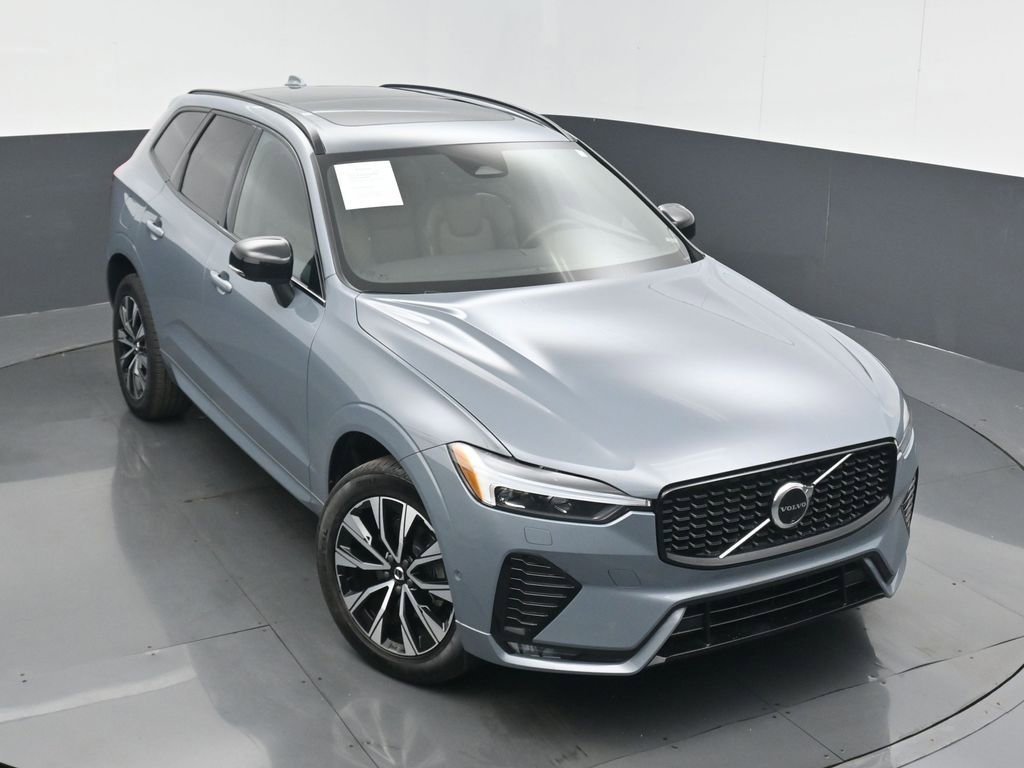 Used 2024 Volvo XC60 B5 Plus AWD/4WD image 41