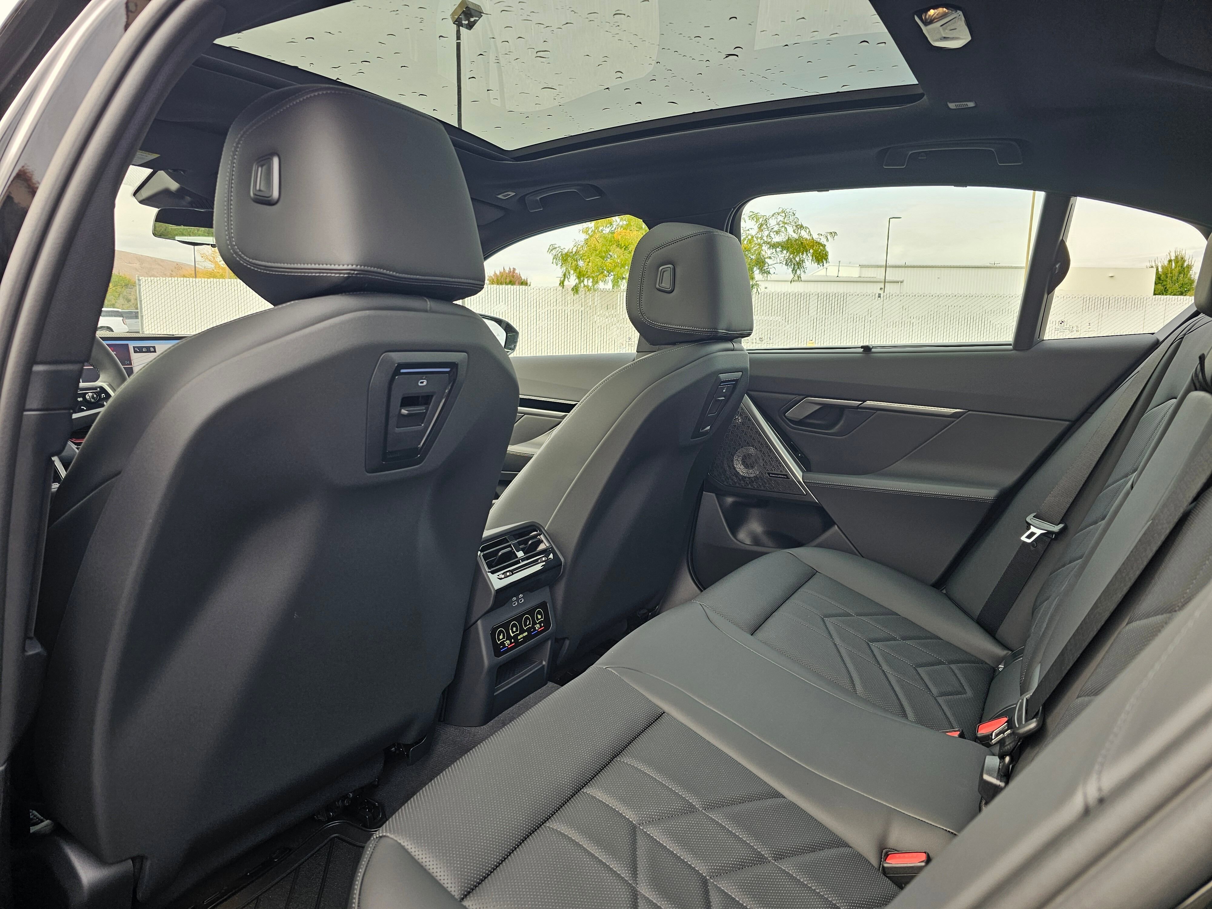 New 2026 BMW 530i xDrive w/ Executive Package image 12