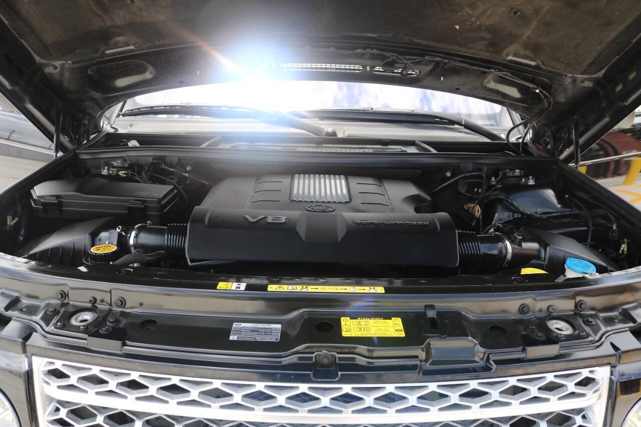 Used 2012 Land Rover Range Rover Supercharged AWD/4WD image 15