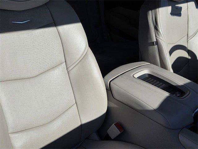 Used 2020 Cadillac Escalade Premium Luxury image 18