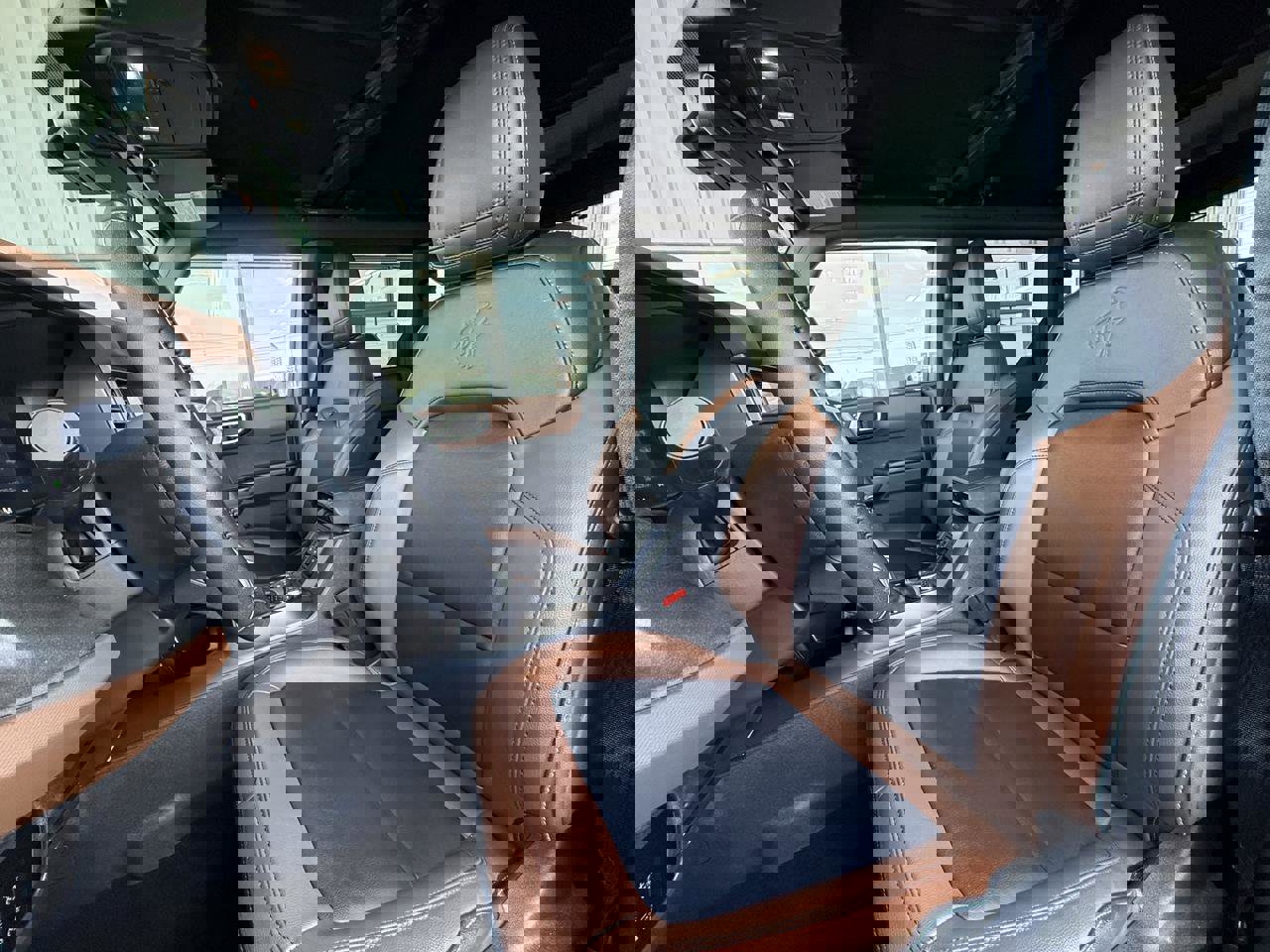 Used 2024 Ford Bronco Outer Banks image 15