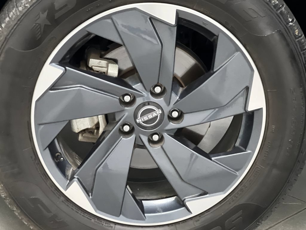 Used 2024 Nissan Rogue SV AWD/4WD image 66