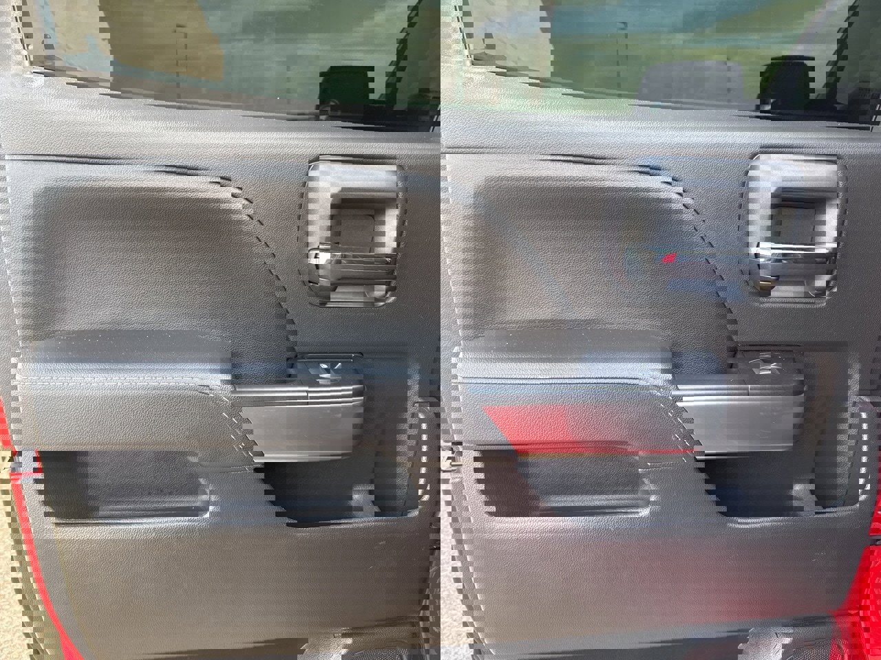 Used 2018 Chevrolet Silverado 1500 LT w/ LT Eassist Package image 20