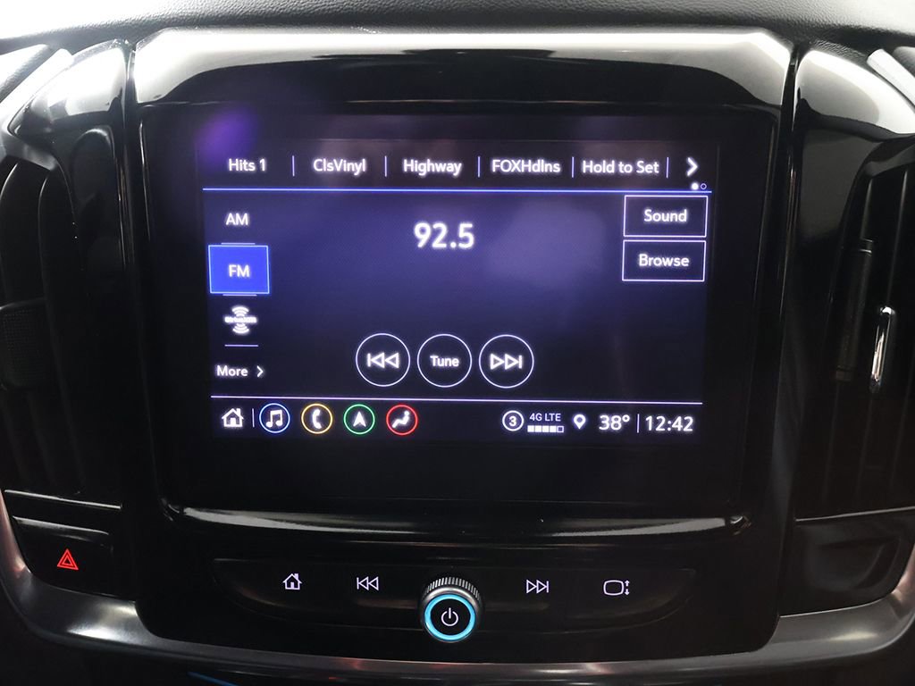 Used 2023 Chevrolet Traverse Premier w/ Redline Edition AWD/4WD image 51