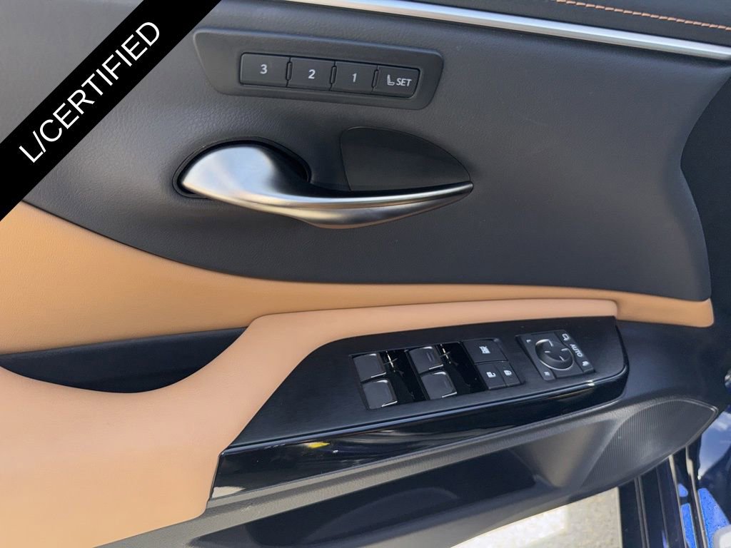 Used 2025 Lexus ES 350 w/ Premium Package image 13