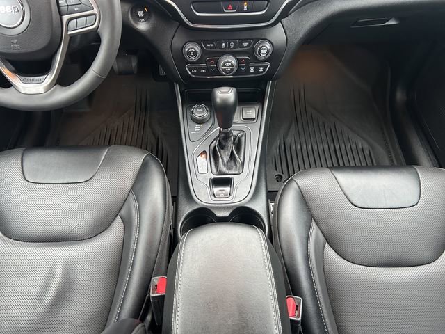 Used 2022 Jeep Cherokee Latitude Lux AWD/4WD image 17