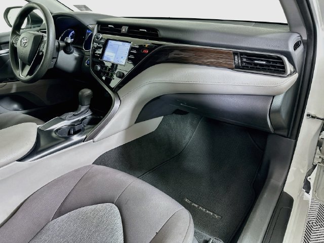 Used 2020 Toyota Camry LE w/ Convenience Package FWD image 26