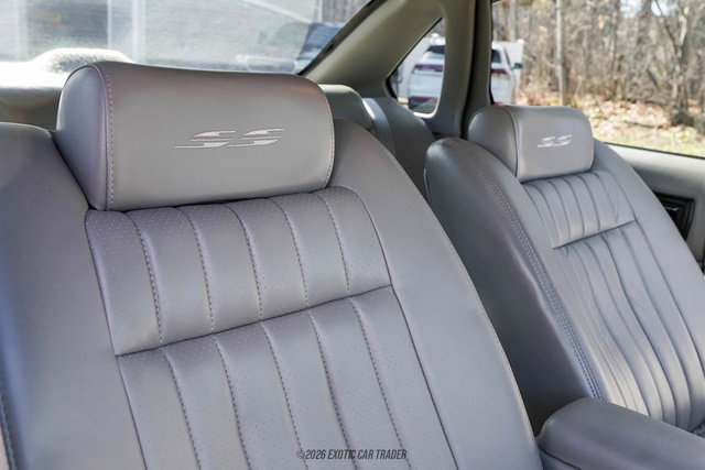 Used 1996 Chevrolet Impala SS RWD image 31