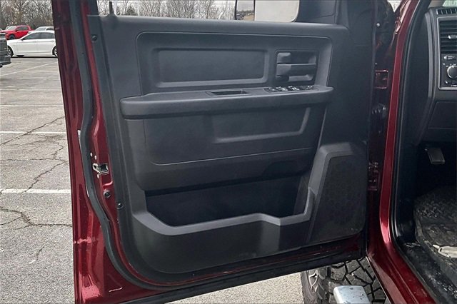 Used 2018 RAM 3500 Tradesman w/ Chrome Appearance Group image 21