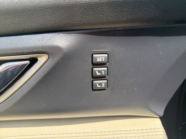 Used 2024 Subaru Ascent Limited w/ Technology Package AWD/4WD image 19