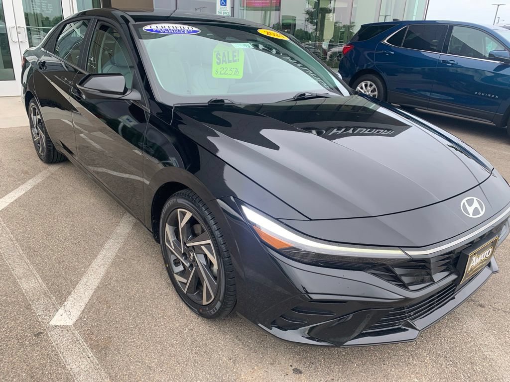 Certified 2024 Hyundai Elantra Limited FWD image 7