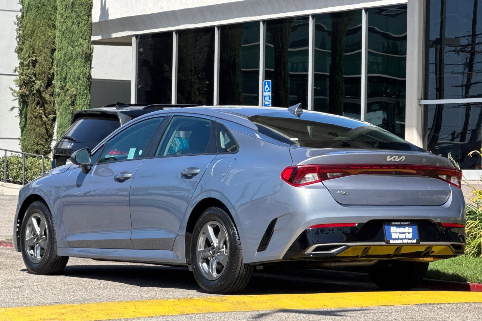 Used 2022 Kia K5 LXS FWD image 6