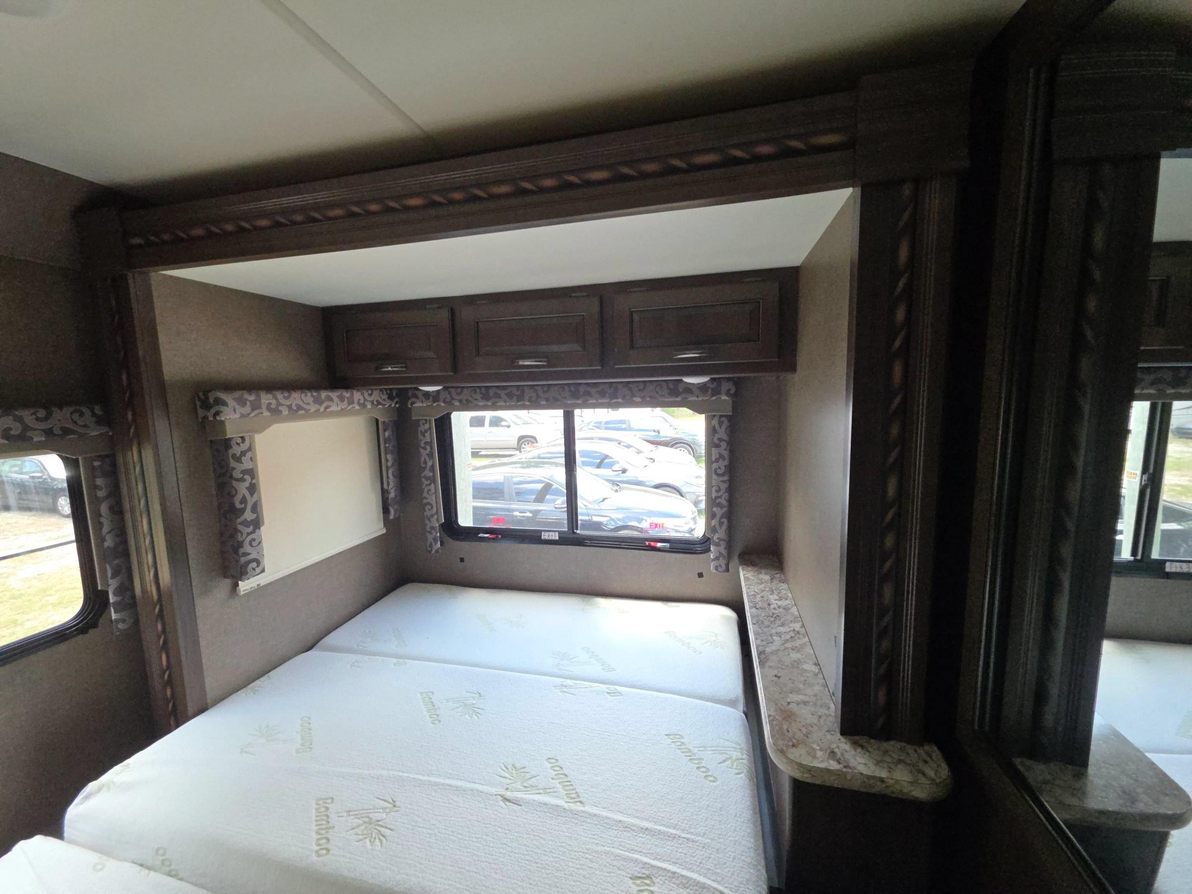 Used 2016 Mercedes-Benz Sprinter 3500 image 16