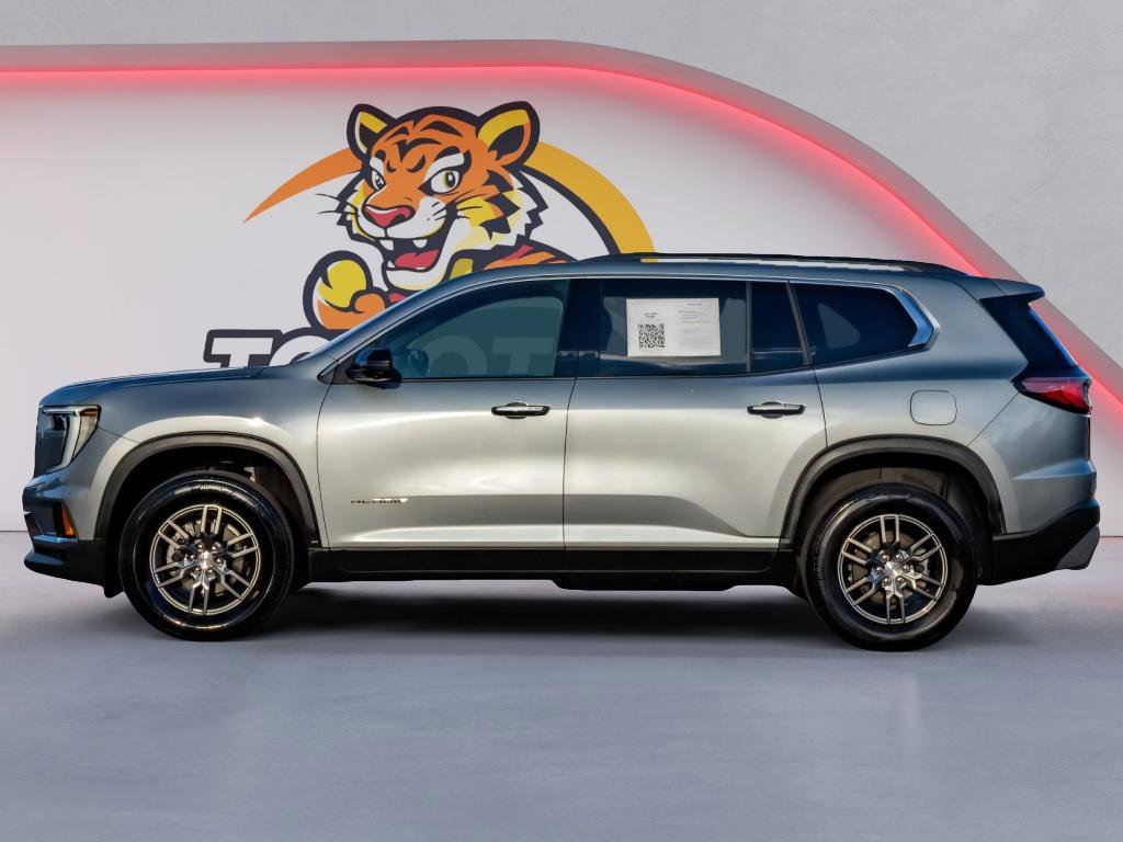 Used 2025 GMC Acadia Elevation image 8