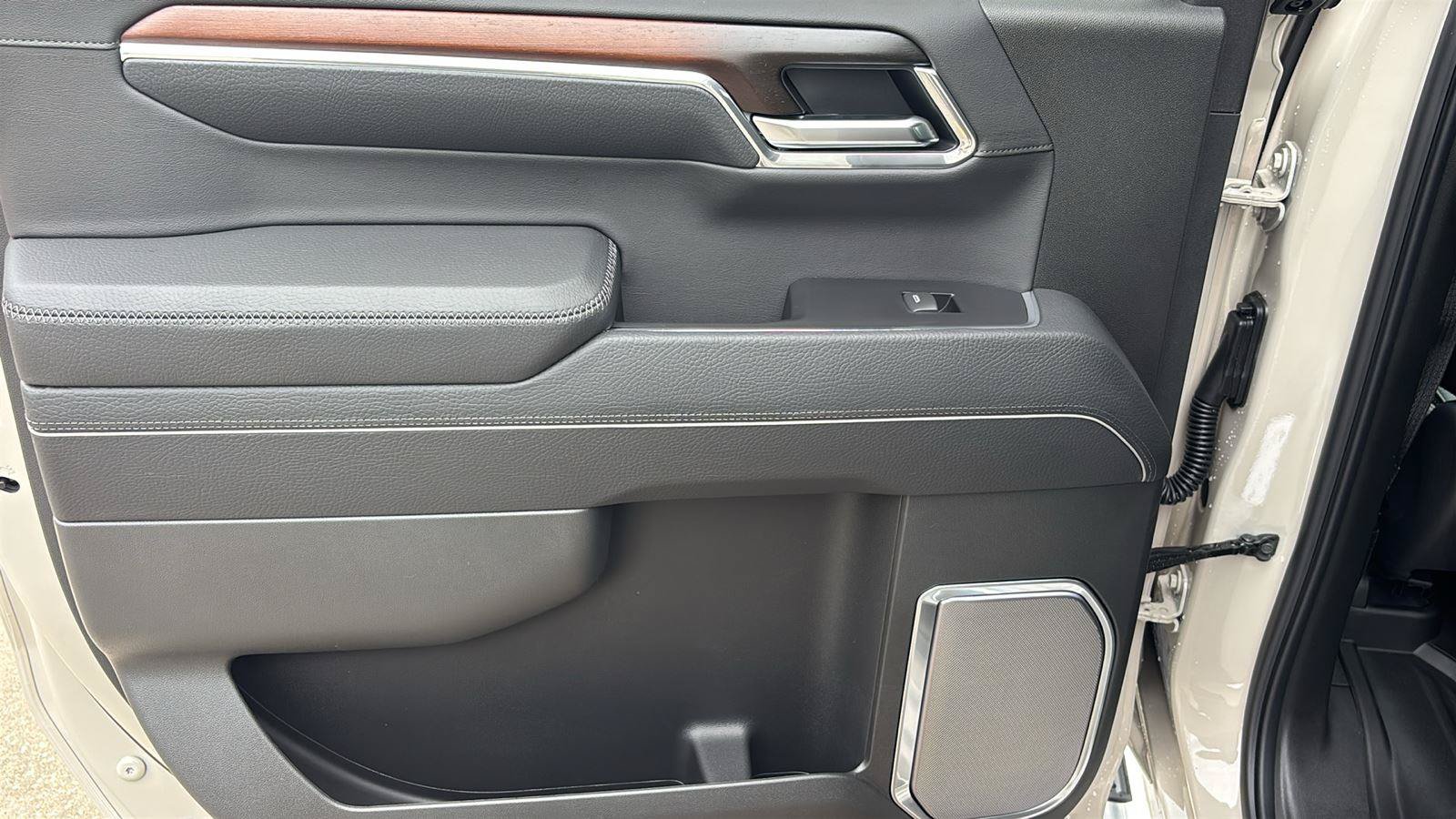 New 2026 GMC Sierra 1500 Denali AWD/4WD image 18