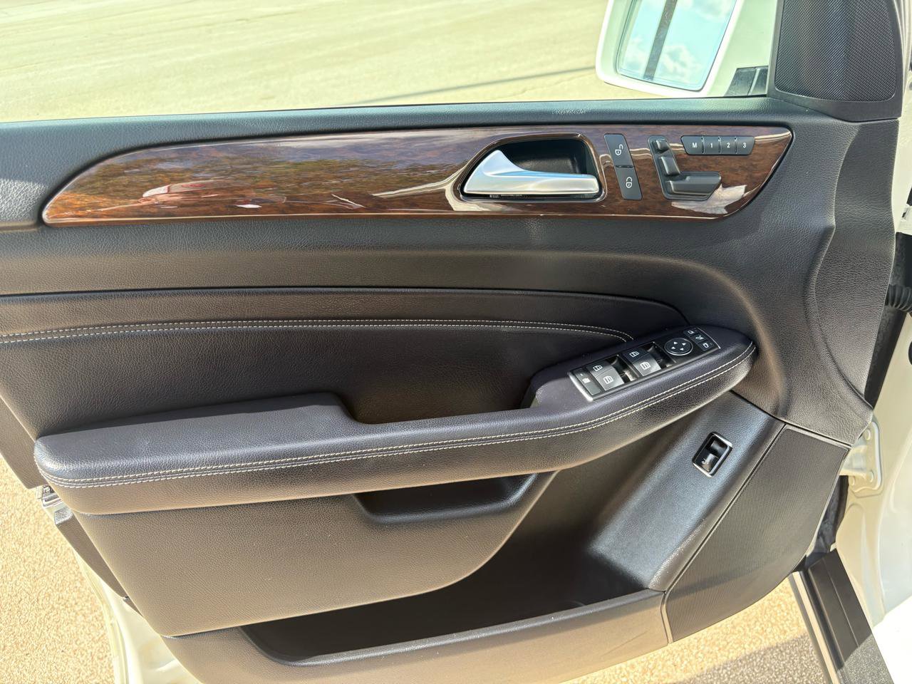Used 2012 Mercedes-Benz ML 350 4MATIC image 30