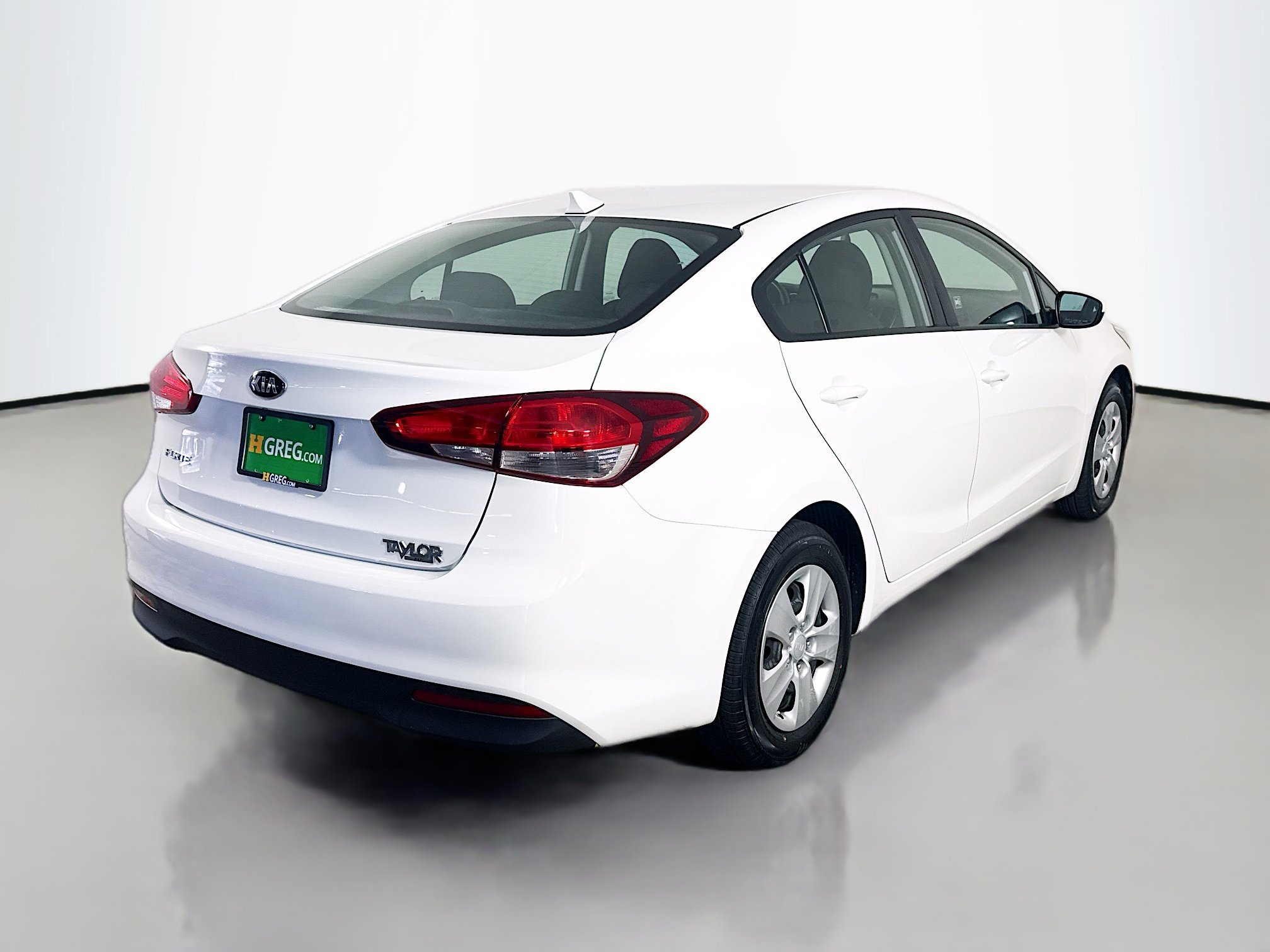 Used 2017 Kia Forte LX image 10