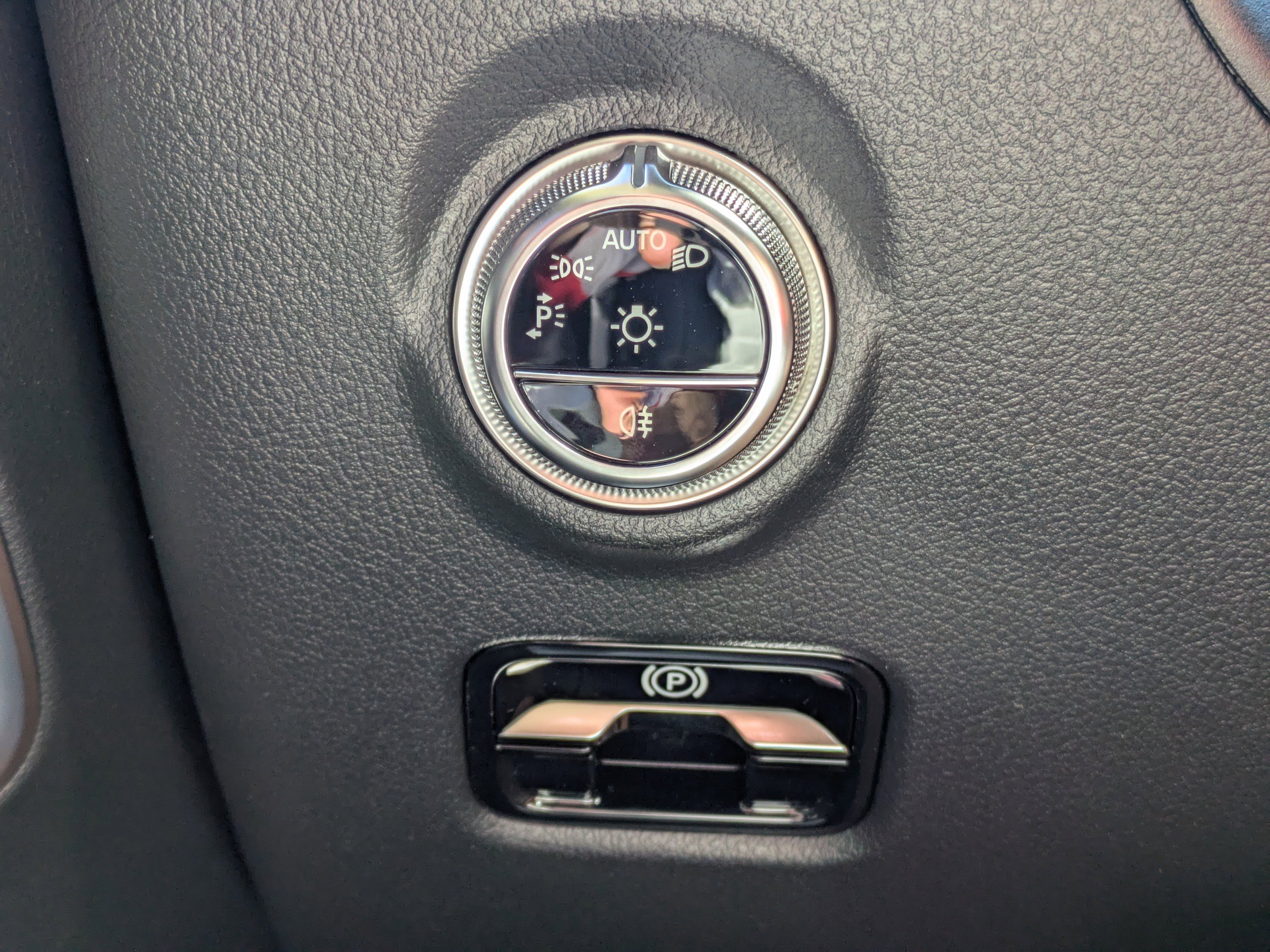 New 2026 Mercedes-Benz CLE 450 4MATIC Coupe image 28