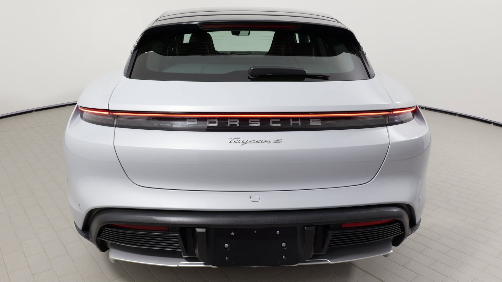 Used 2023 Porsche Taycan 4 Cross Turismo image 22