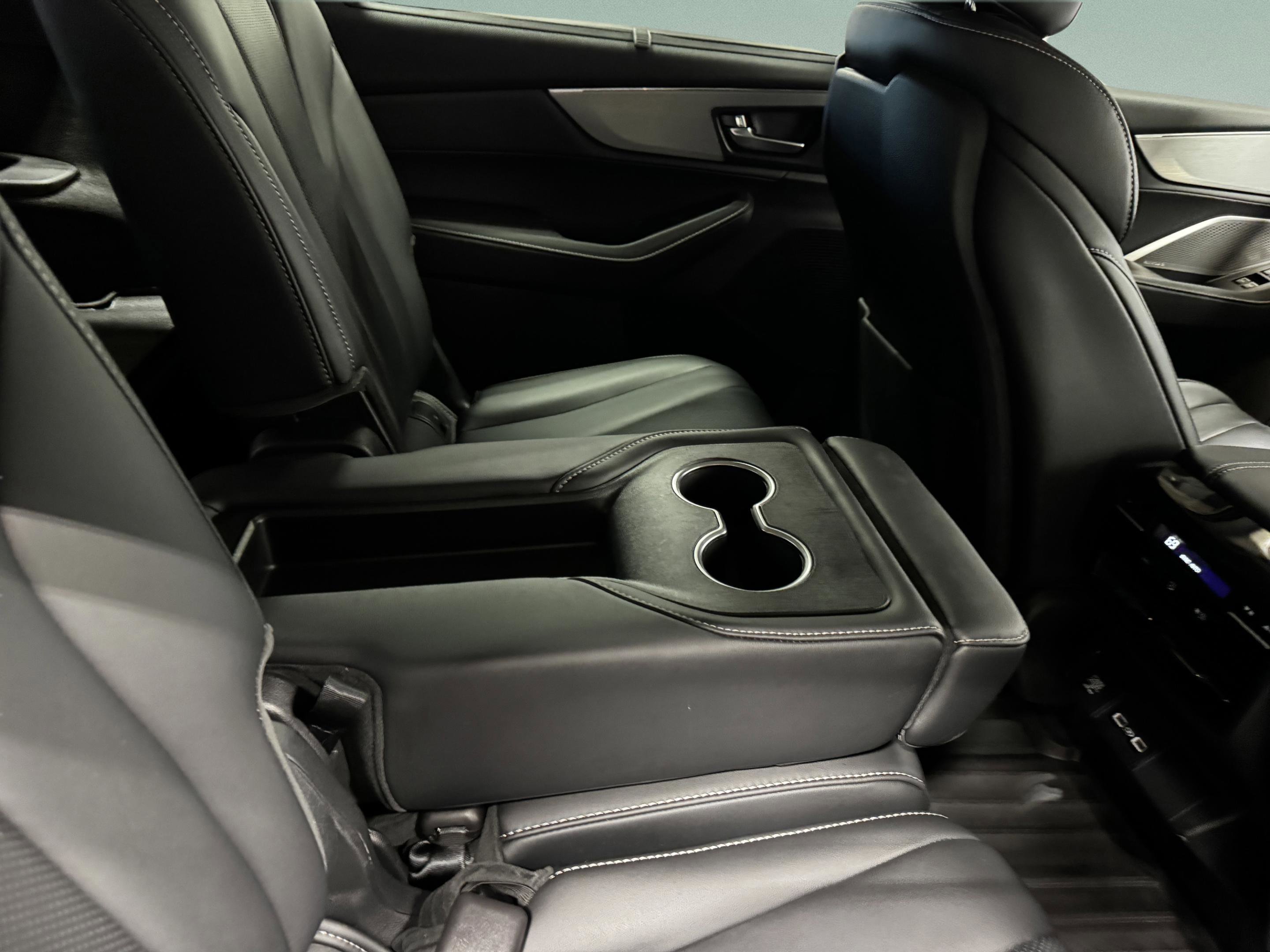 Certified 2023 Acura MDX FWD w/ Technology Package image 34
