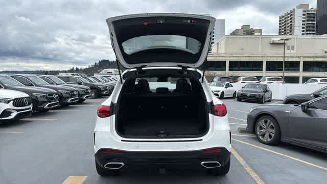 Certified 2026 Mercedes-Benz GLC 350e 4MATIC image 9