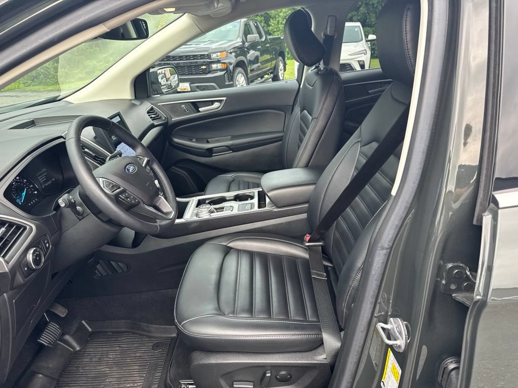 Used 2023 Ford Edge SEL w/ Convenience Package AWD/4WD image 11