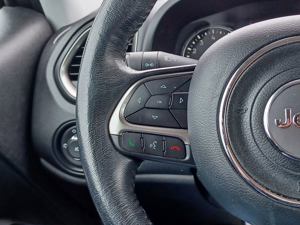 Used 2021 Jeep Renegade Limited AWD/4WD image 15