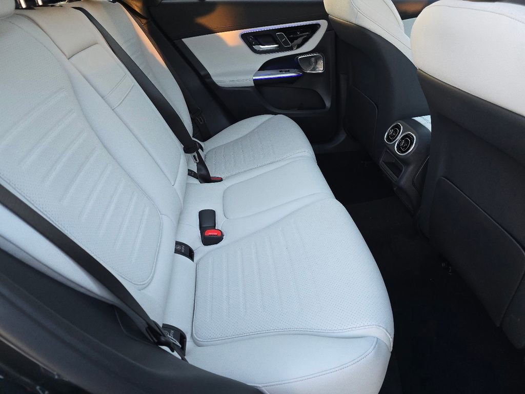 New 2026 Mercedes-Benz GLC 300 GLC 300 image 17